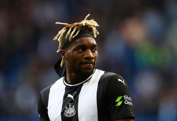 Image for Mills compares Saint-Maximin to Ginola