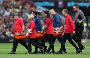 joelinton-stretchered-off-after-injury-against-burnley